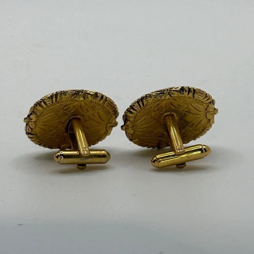 Vintage Dante Oval Cameo Cufflinks Gold Tone Tall Ship Sailboat Embossed Design‎